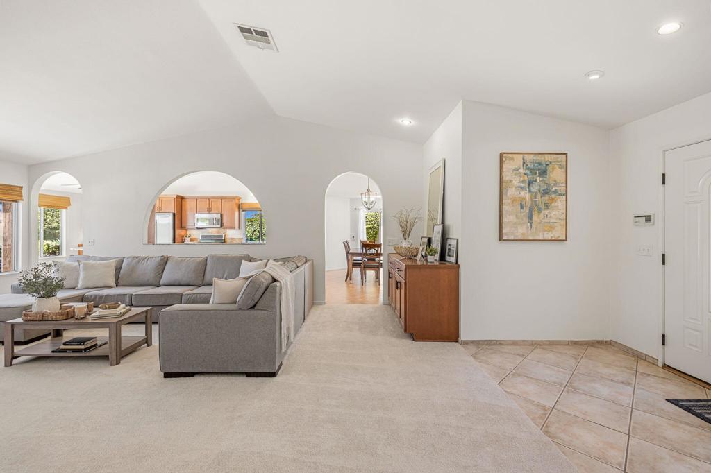 39795 Regency Way Property Photo 13