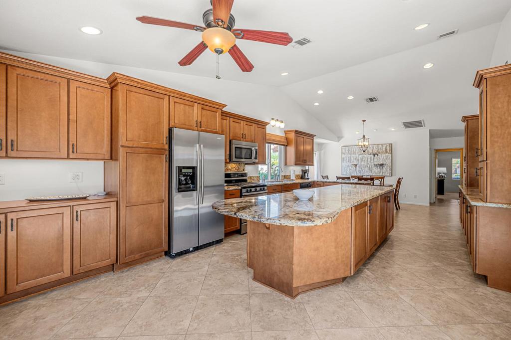 39795 Regency Way Property Photo 16