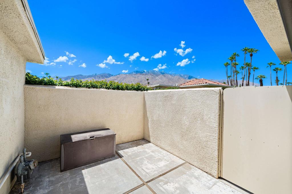 688 N Vallarta Circle Property Photo 19