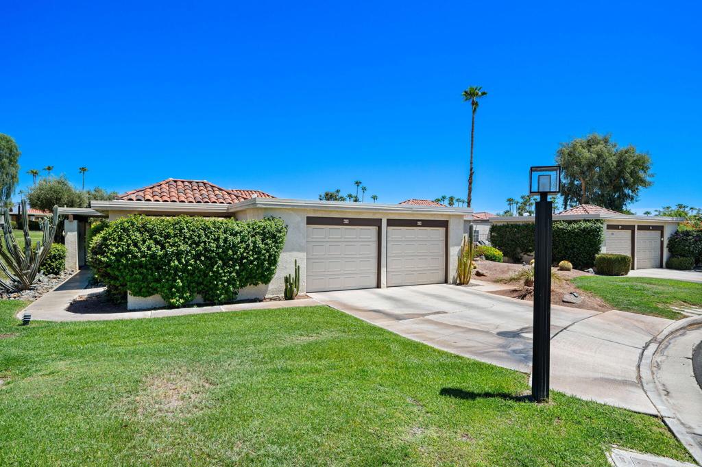 688 N Vallarta Circle Property Photo 21
