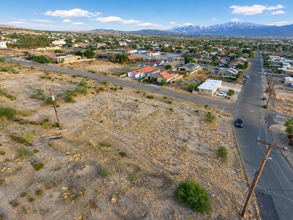 66634 5th Street Property Photo 5