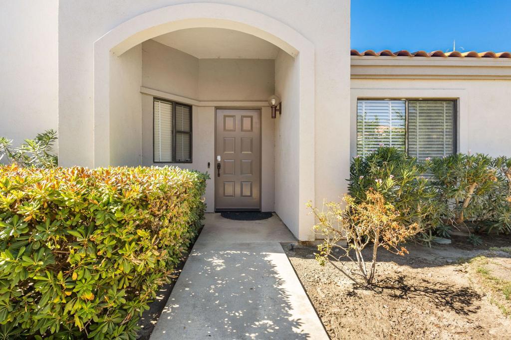 54840 Inverness Way Property Photo 13