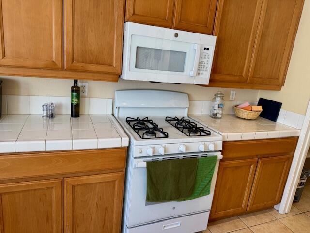 47497 Lagoon Court Property Photo 10