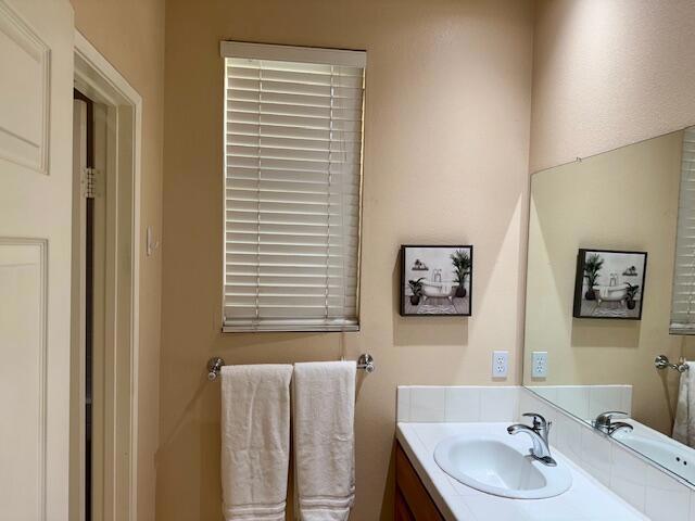 47497 Lagoon Court Property Photo 21