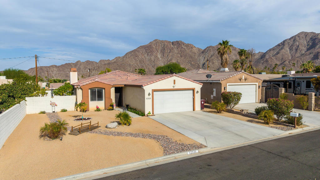 52520 Avenida Herrera Property Photo