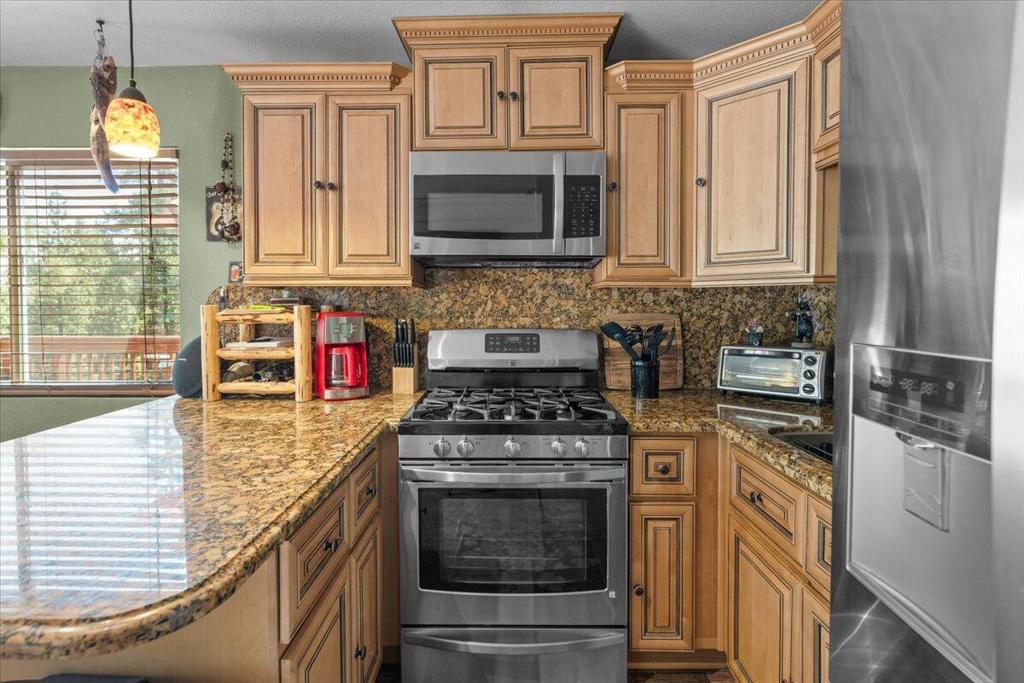 300 Hilltop Lane Property Photo 18
