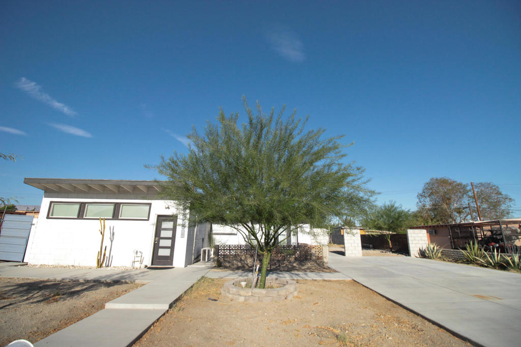 43368 Burr Street Property Photo 1