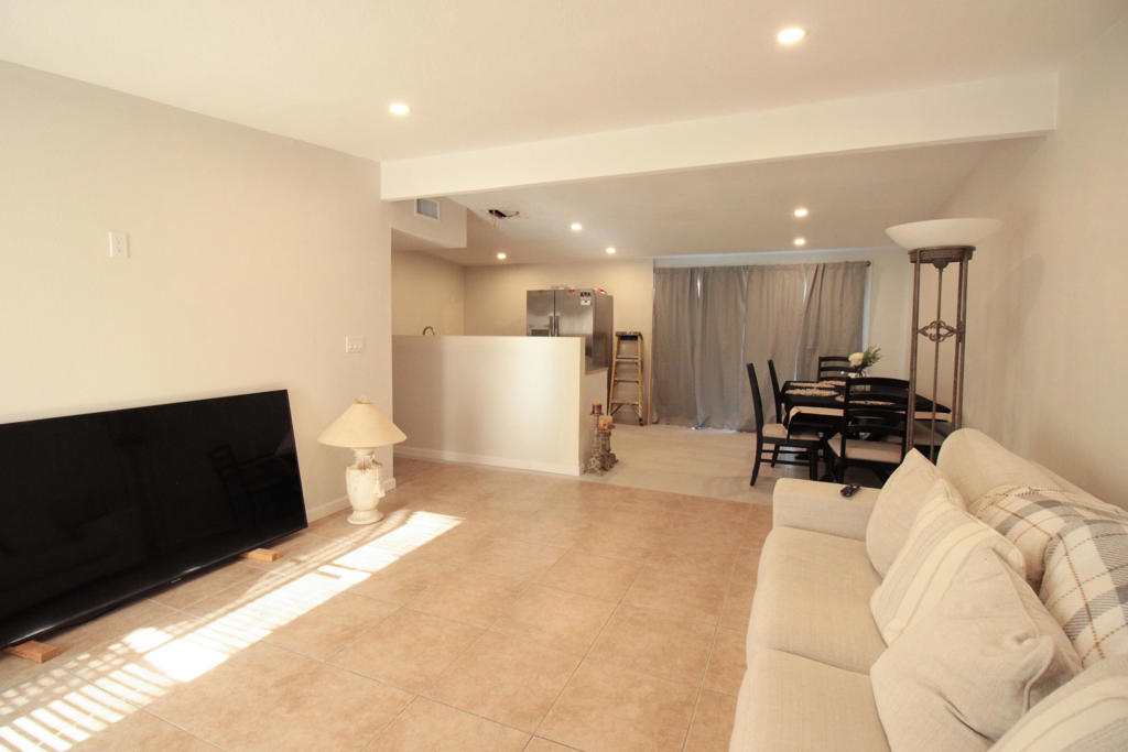 43368 Burr Street Property Photo 4