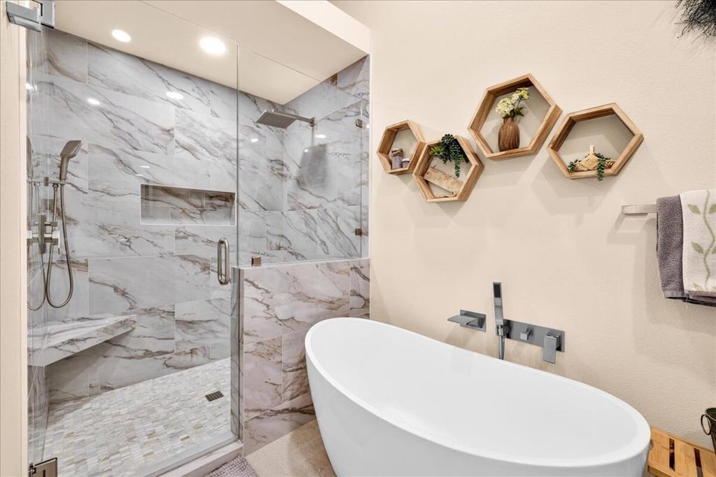 265 Desert Falls Drive E Property Photo 1