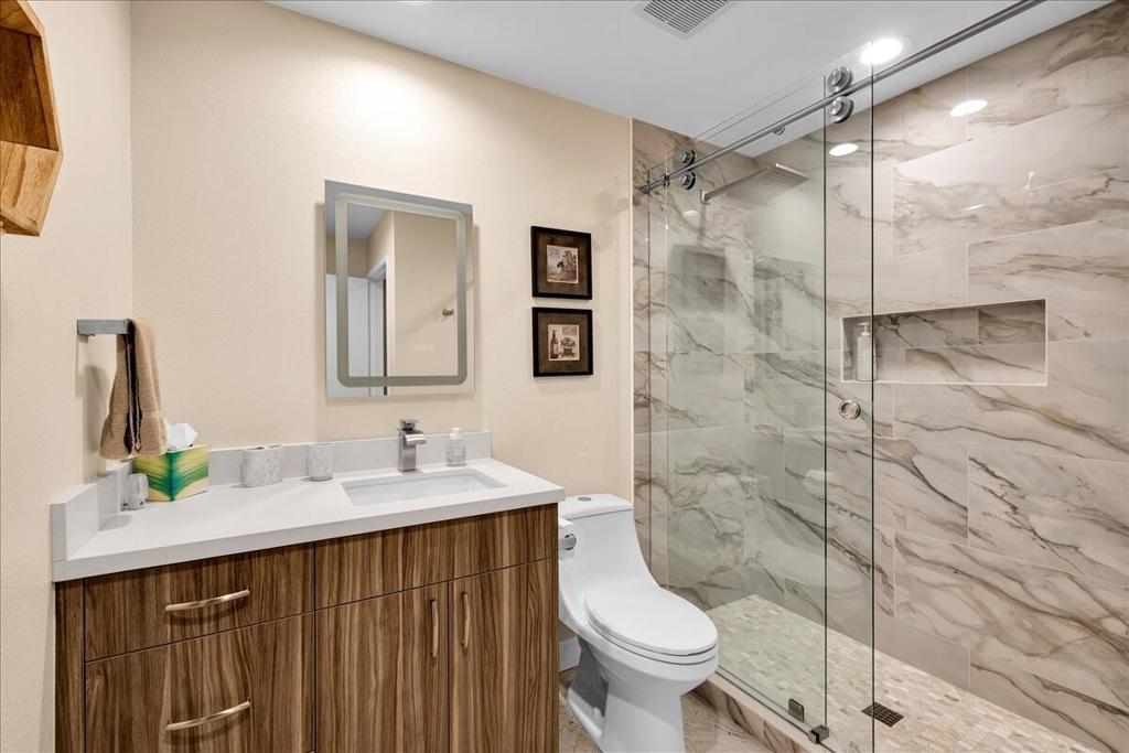 265 Desert Falls Drive E Property Photo 4