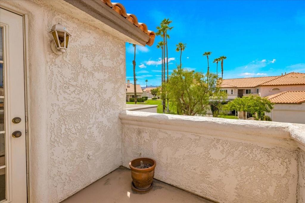 265 Desert Falls Drive E Property Photo 20