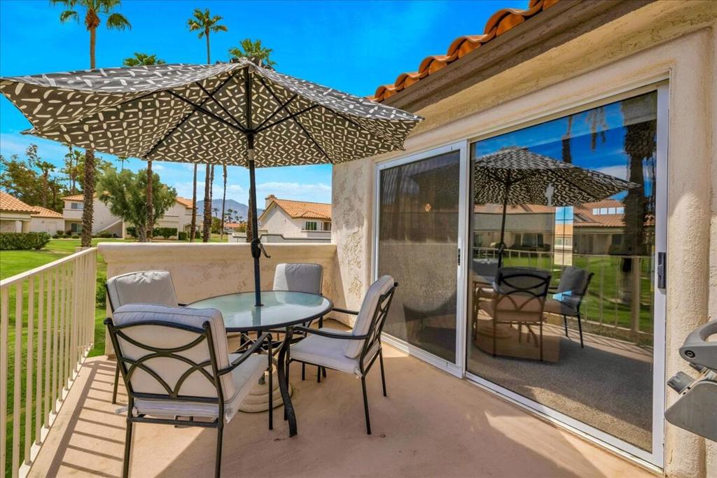265 Desert Falls Drive E Property Photo 28