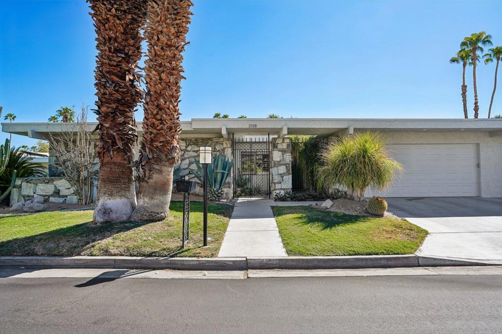 2320 Paseo Del Rey Property Photo 10