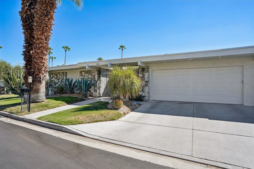 2320 Paseo Del Rey Property Photo 76
