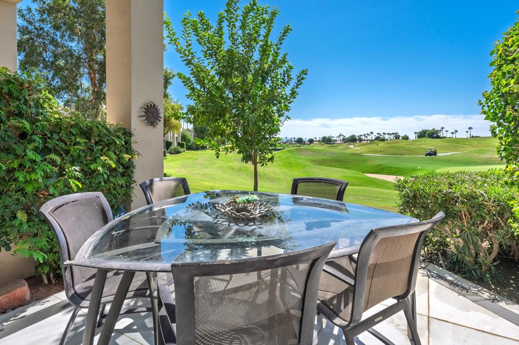 54108 Oak Tree A143 Property Photo 1