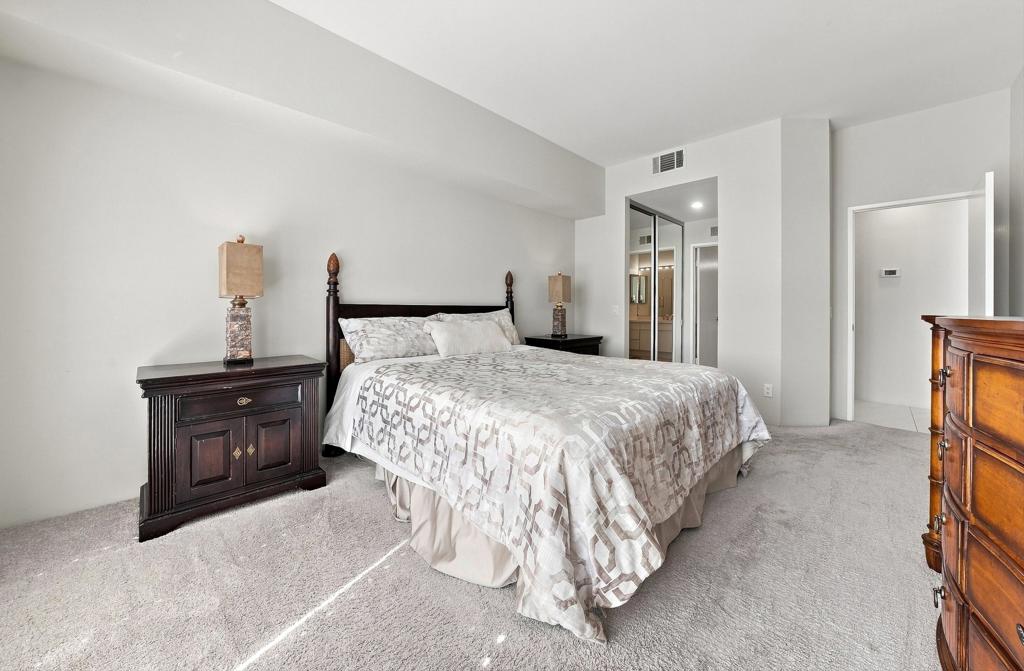 54108 Oak Tree A143 Property Photo 16