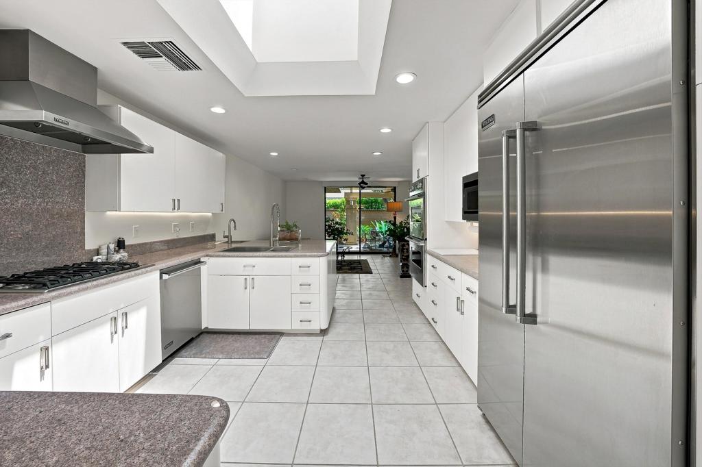 19 Cornell Drive Property Photo 16