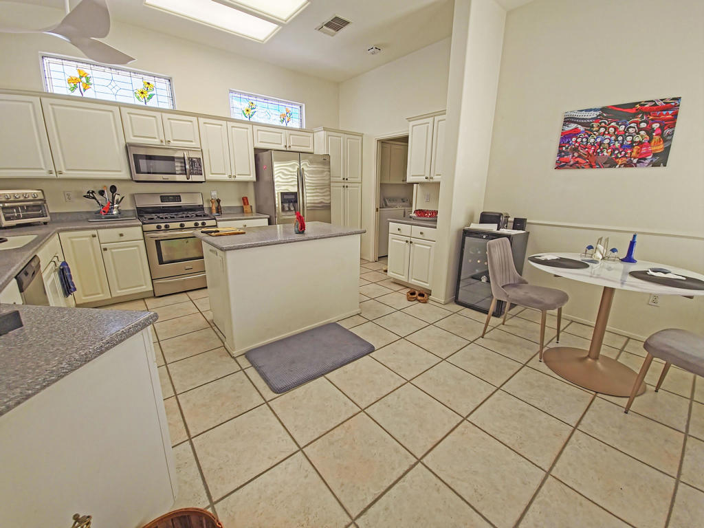 78368 Sterling Lane Property Photo 4
