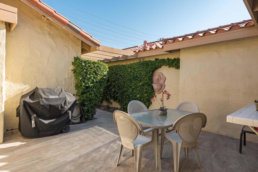 279 San Remo Street Property Photo 6