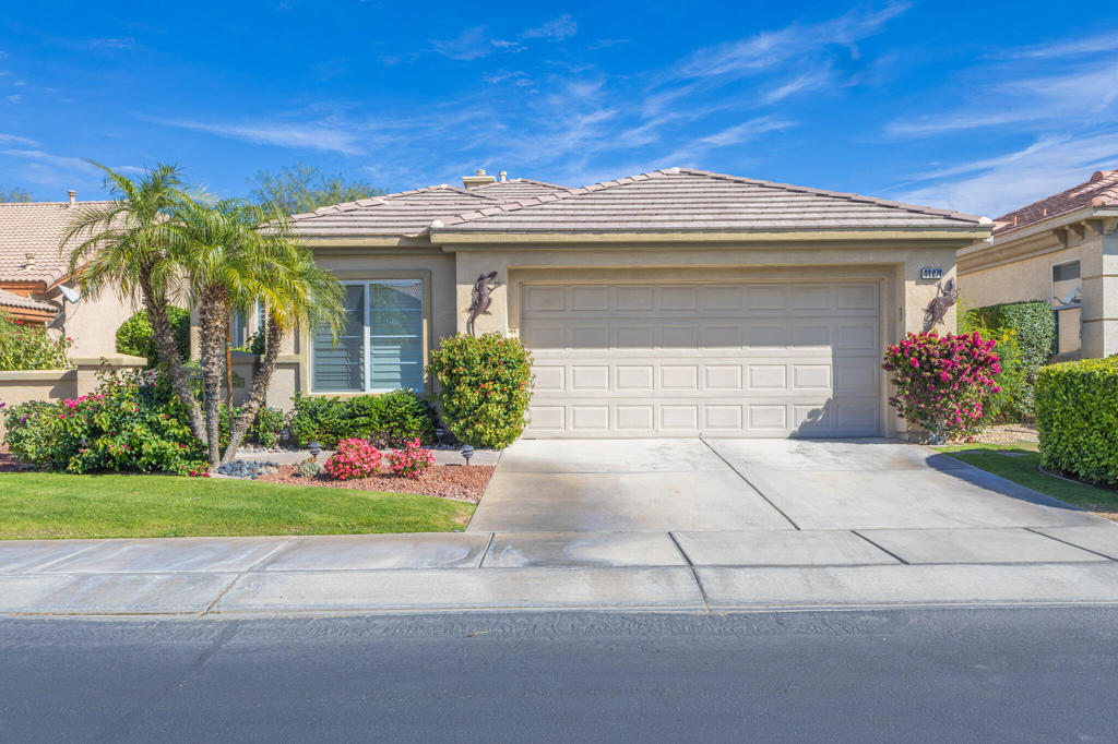 44074 Royal Troon Drive Property Photo 1