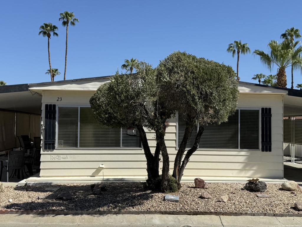 23 Via Valverde Property Photo 1
