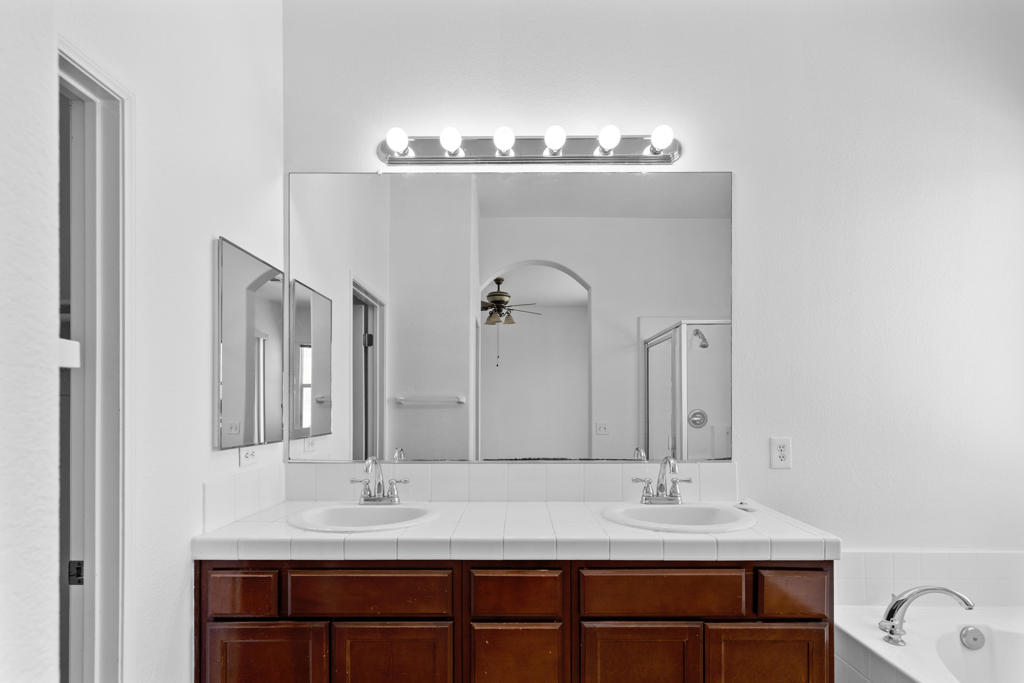 13897 Mountain Top Drive Property Photo 22