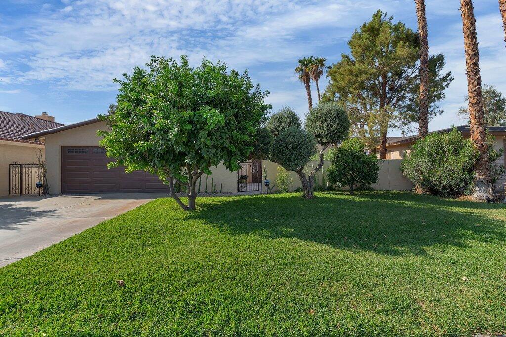 76795 New York Avenue Property Photo 6