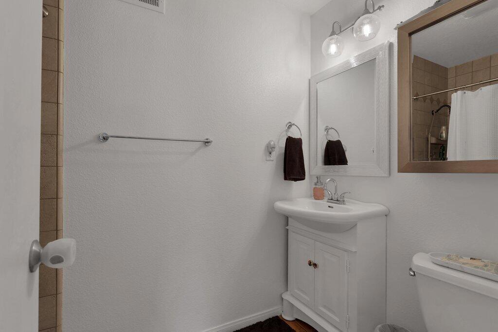 76795 New York Avenue Property Photo 13