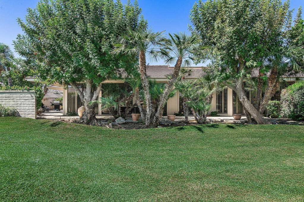 1 Hamlet Court Property Photo 14
