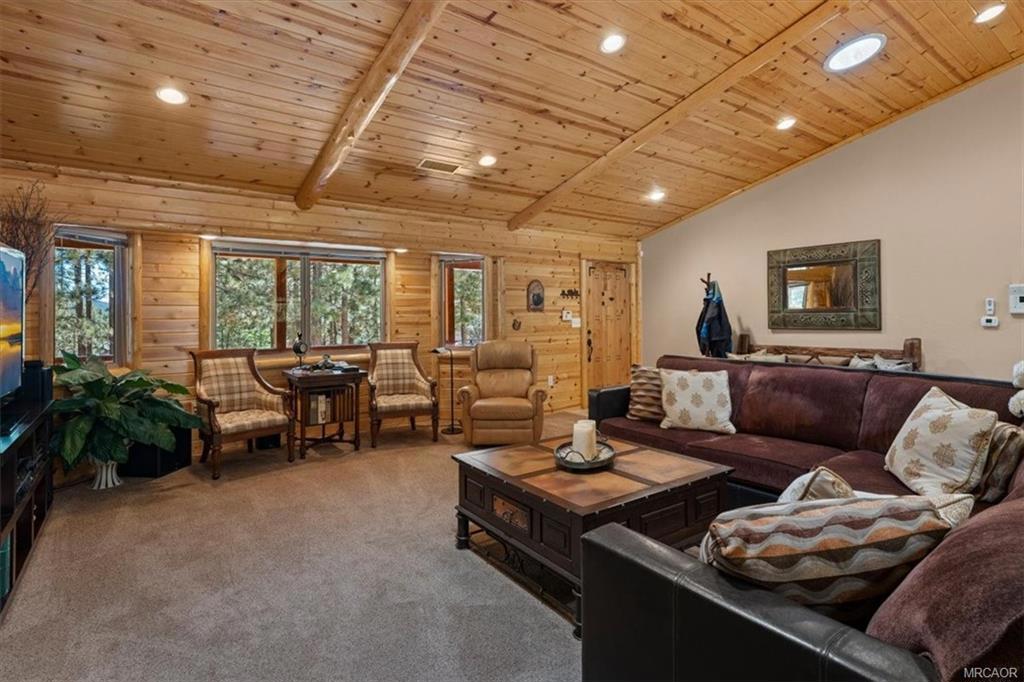 613 Cedar Glen Drive Property Photo 13