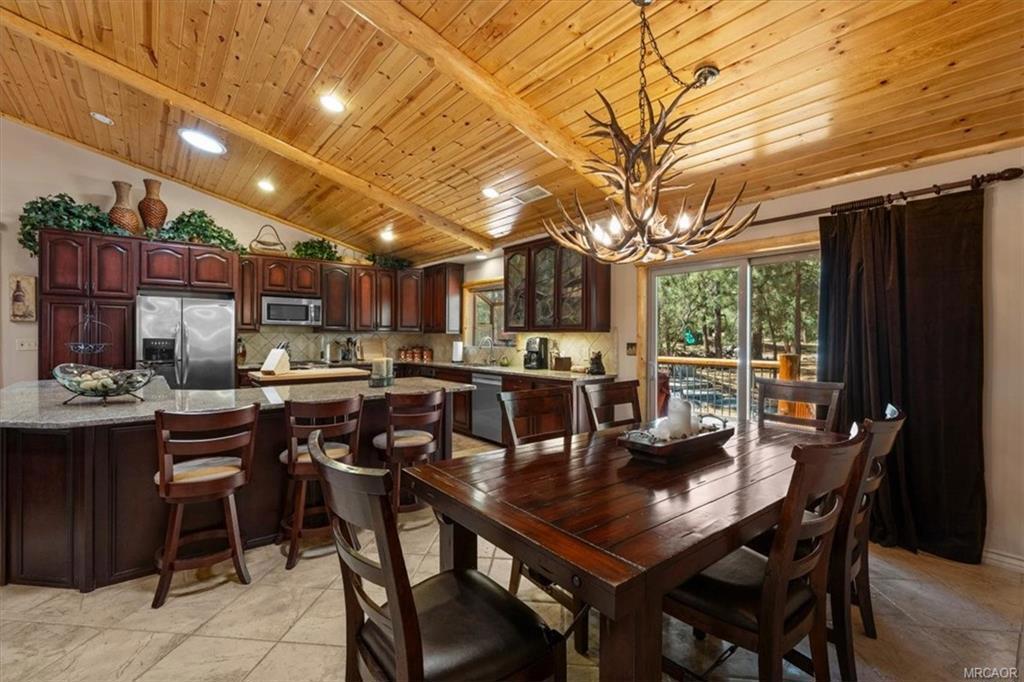 613 Cedar Glen Drive Property Photo 15