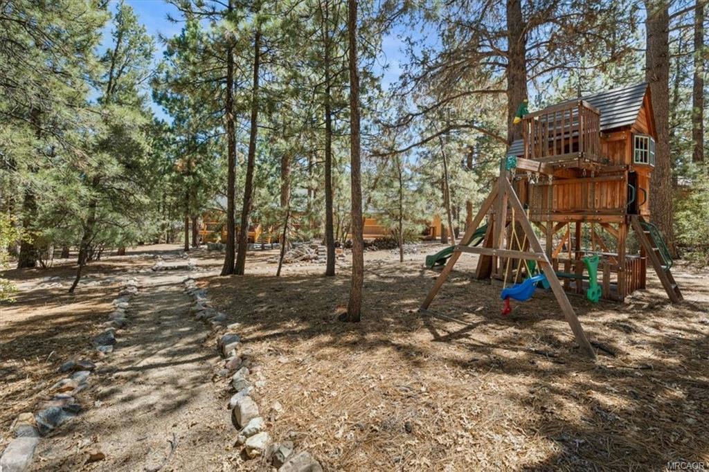 613 Cedar Glen Drive Property Photo 45