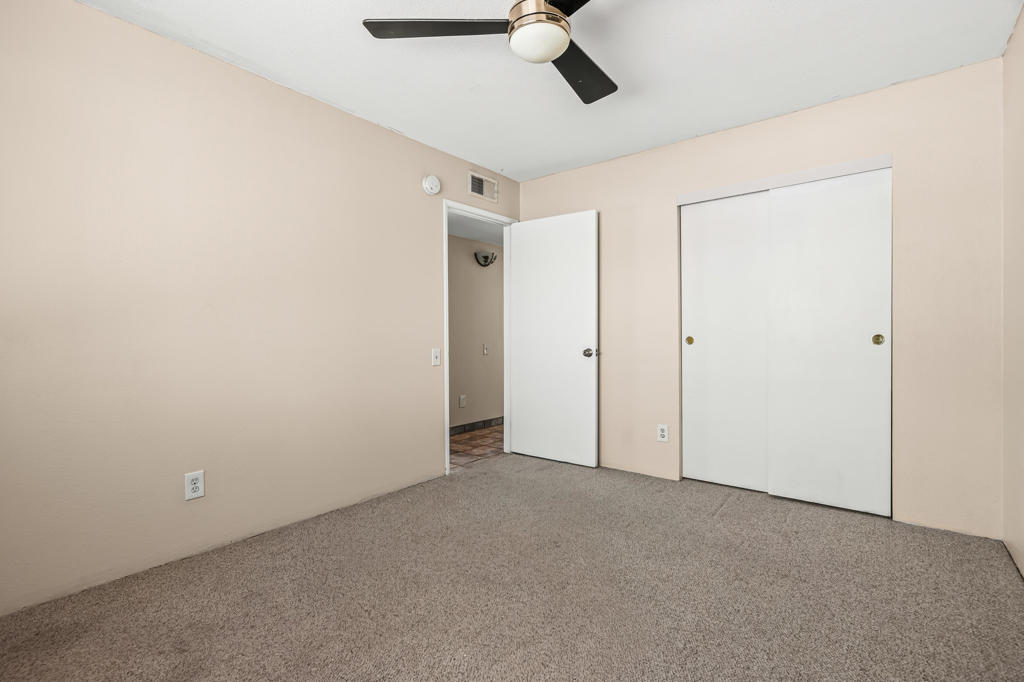 1351 E Luna Way Property Photo 24