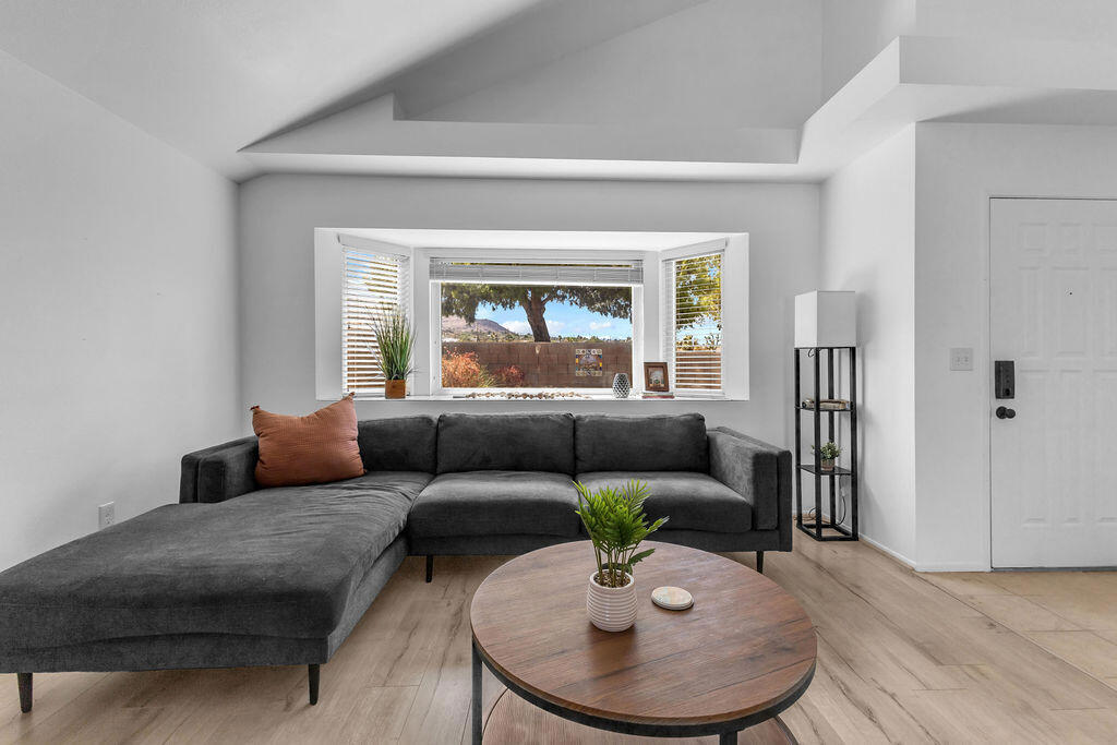 7815 Sunset Road Property Photo 14