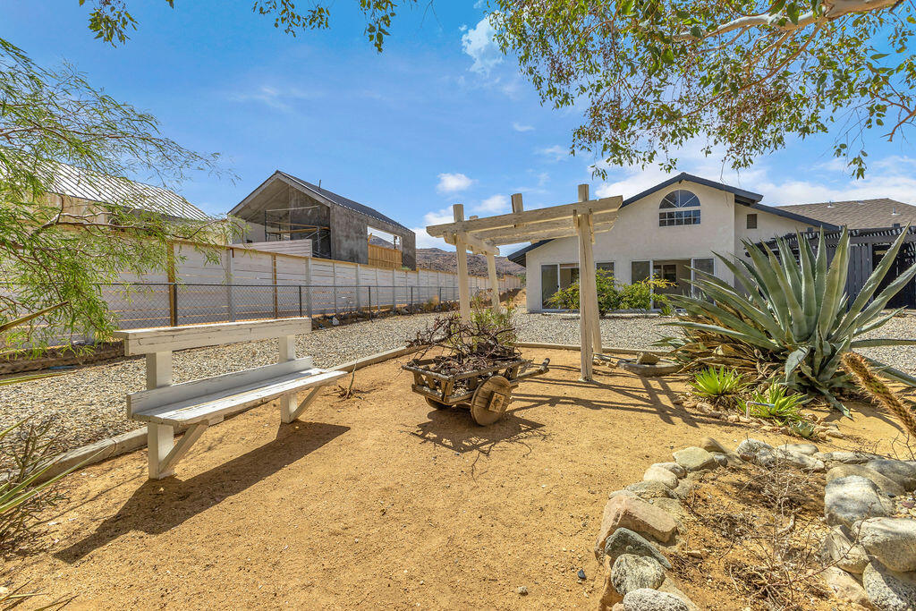 7815 Sunset Road Property Photo 54