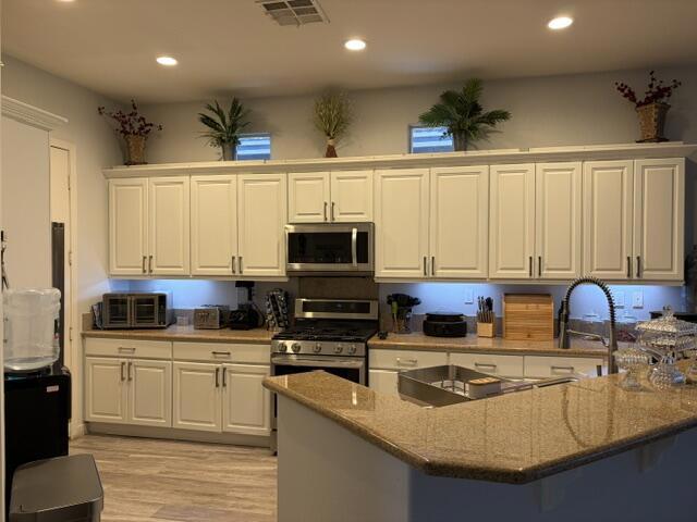 48934 Biery Street Property Photo 8