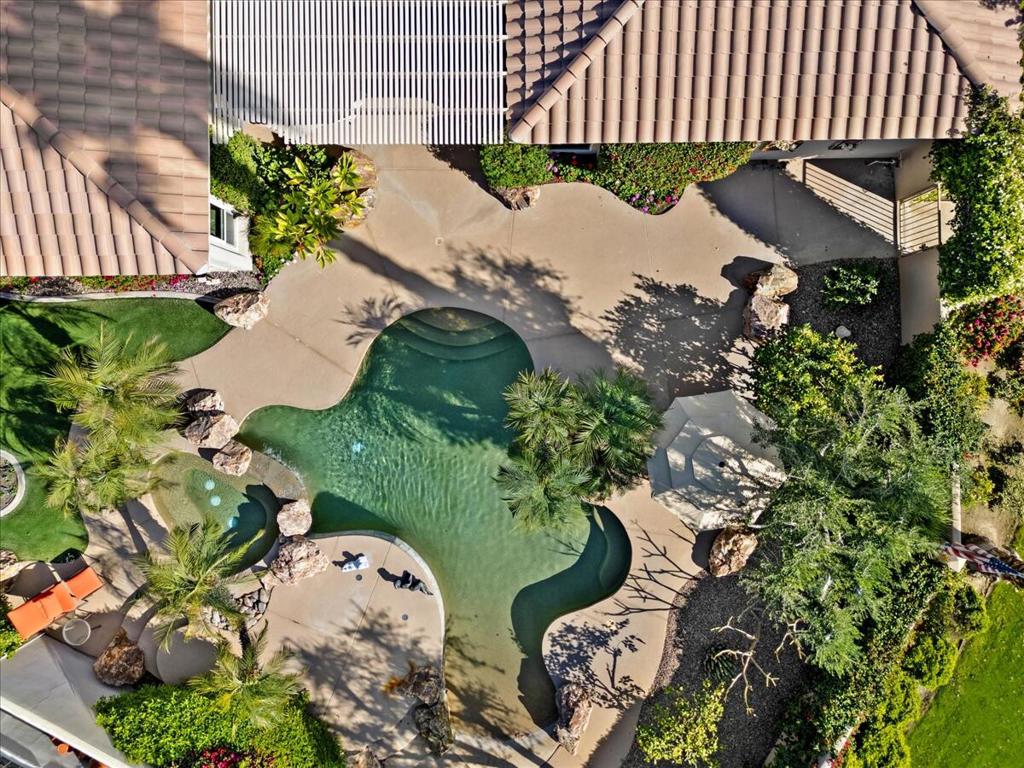 79530 Cetrino Property Photo 34