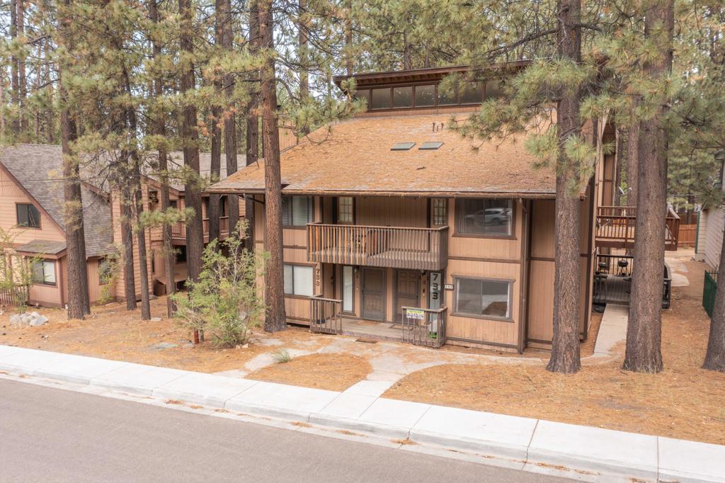 733 Summit Boulevard 2 Property Photo 2