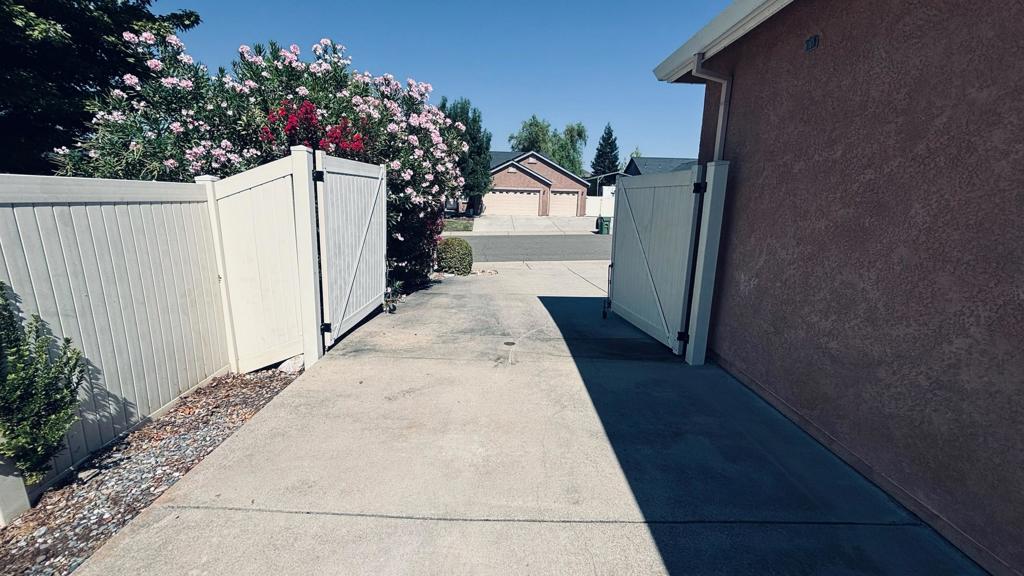2177 Cadjew Street Property Photo 85