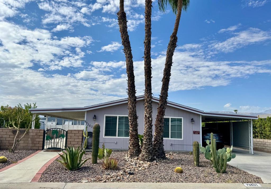 73631 Sawmill Canyon Way Property Photo 1