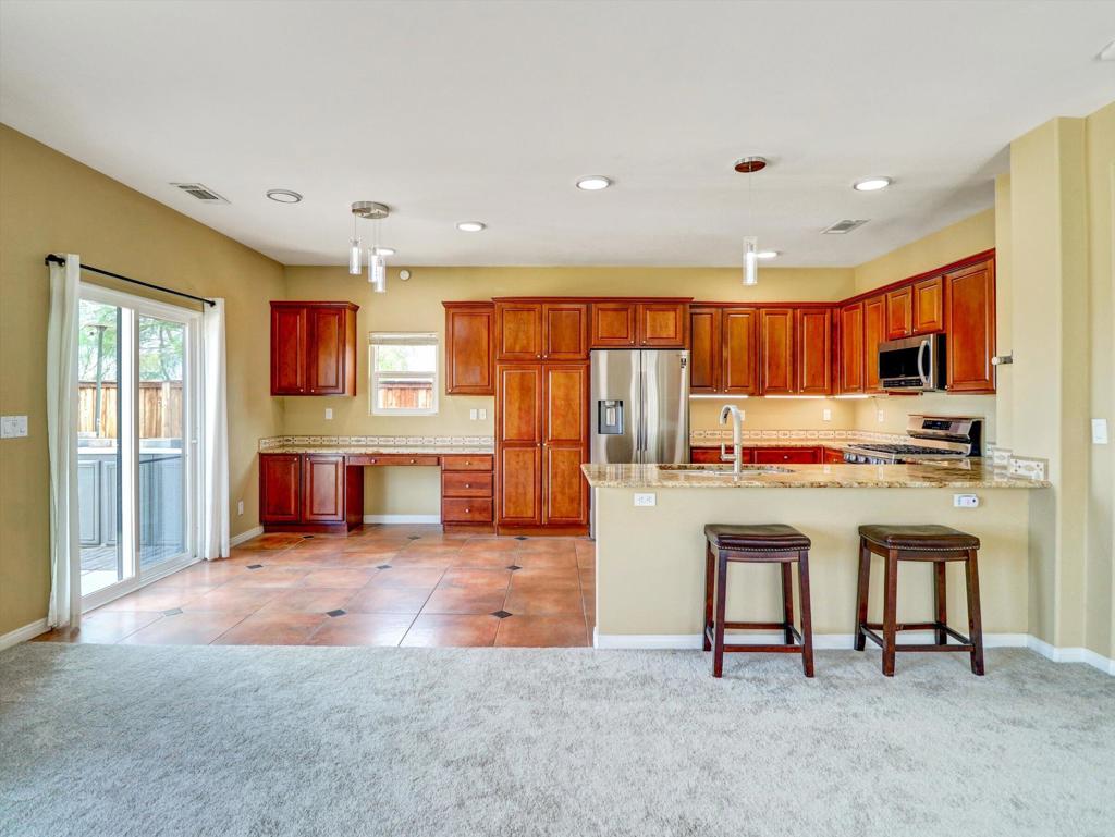 74106 Manana Drive Property Photo 12