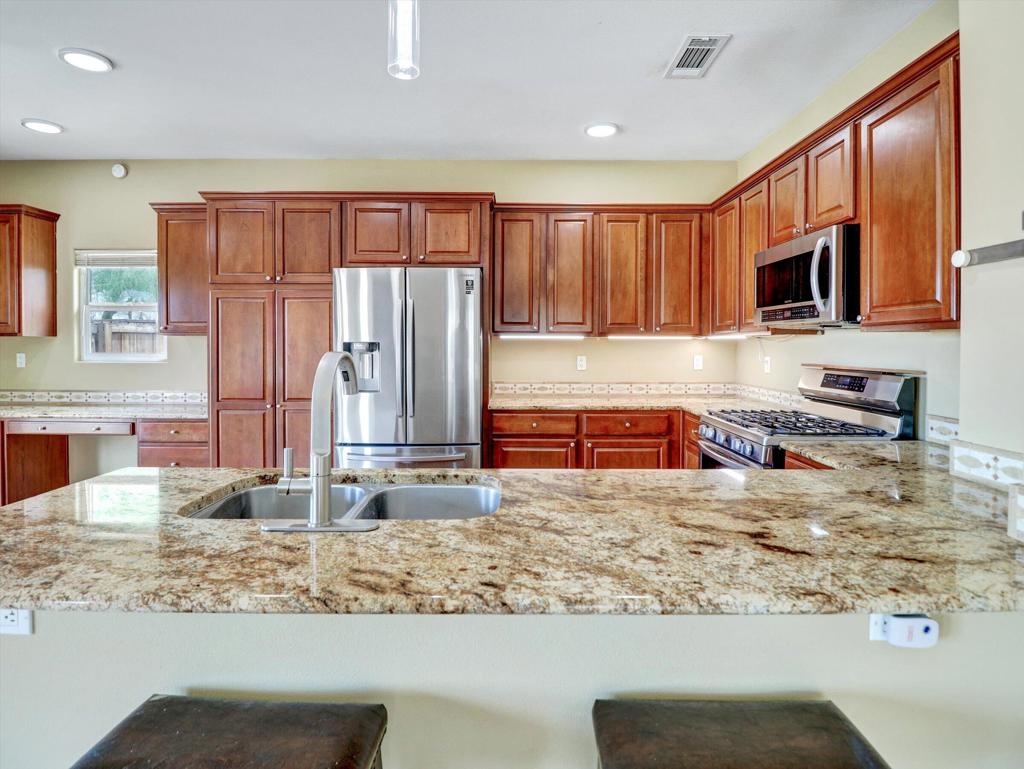 74106 Manana Drive Property Photo 15