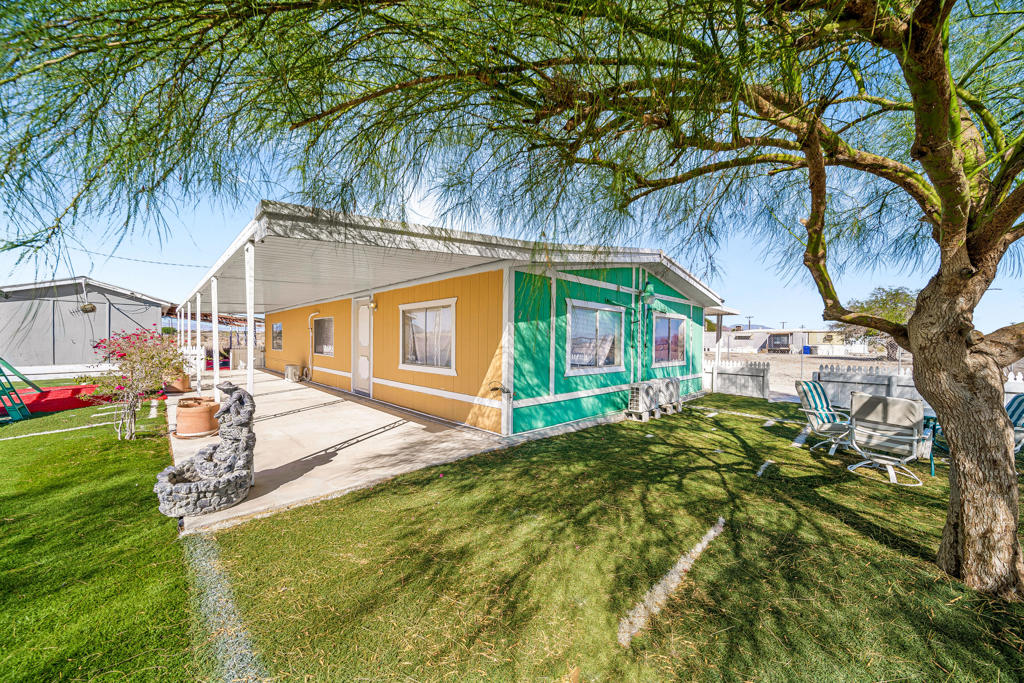 2675 Salton Bay Drive Property Photo 2
