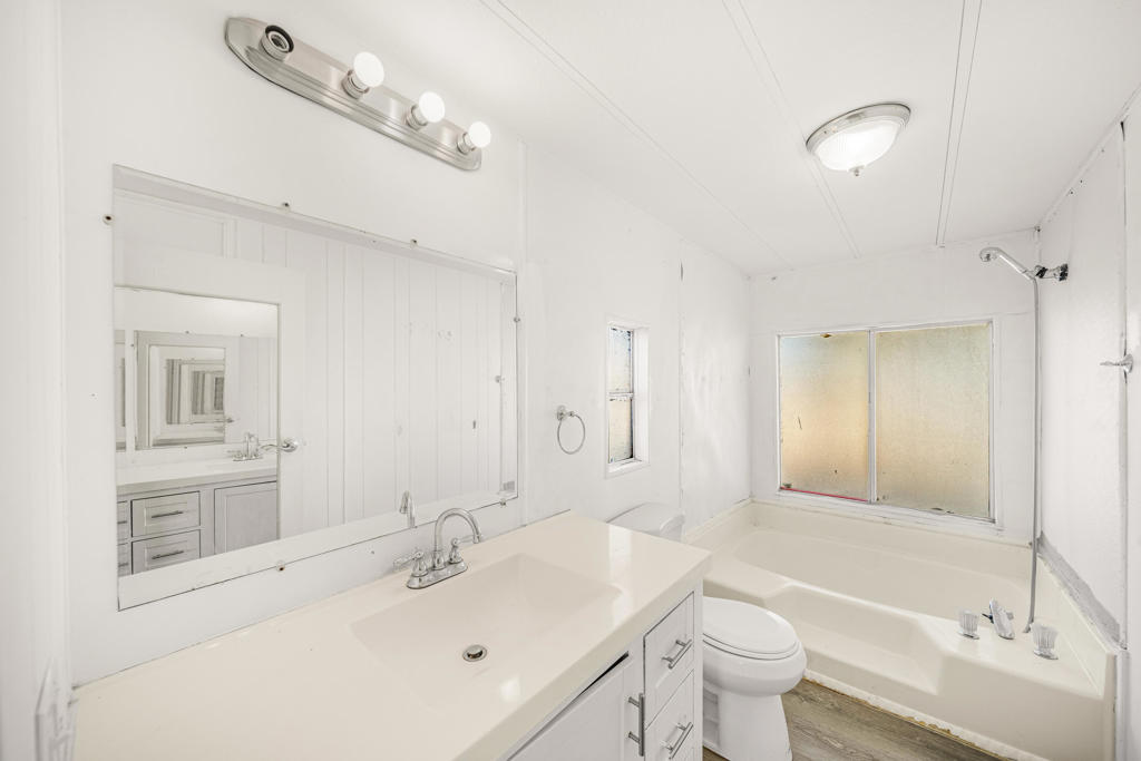 2675 Salton Bay Drive Property Photo 16