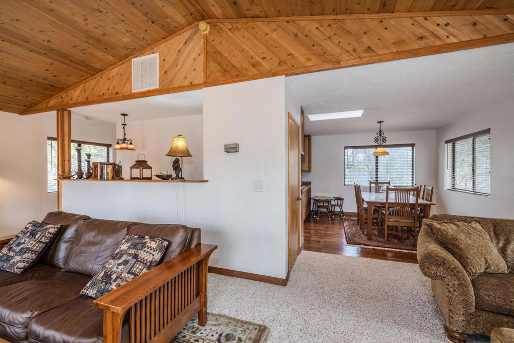 1772 Columbine Drive Property Photo 10