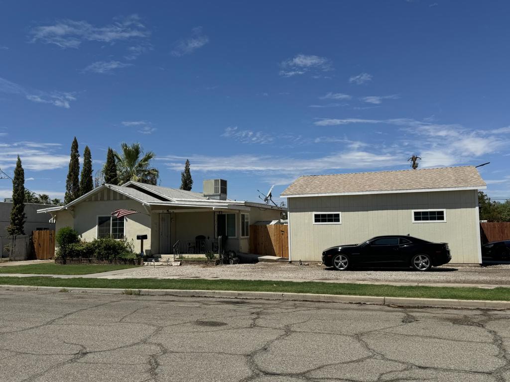 165 S Spring Street Property Photo 2