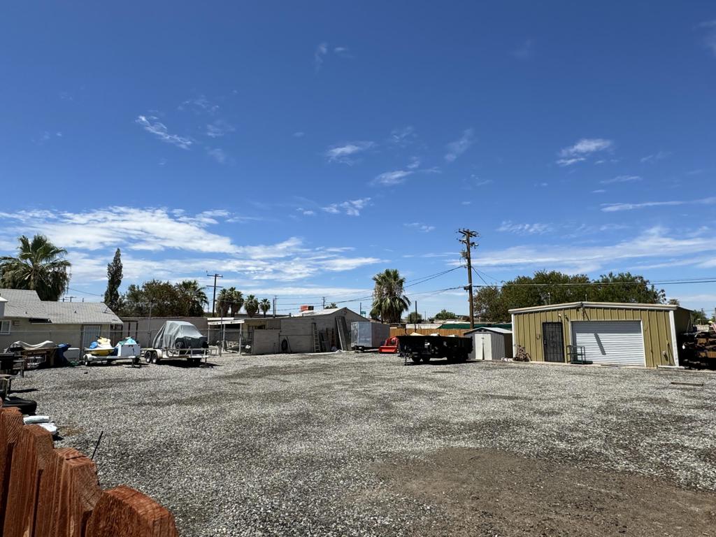 165 S Spring Street Property Photo 7