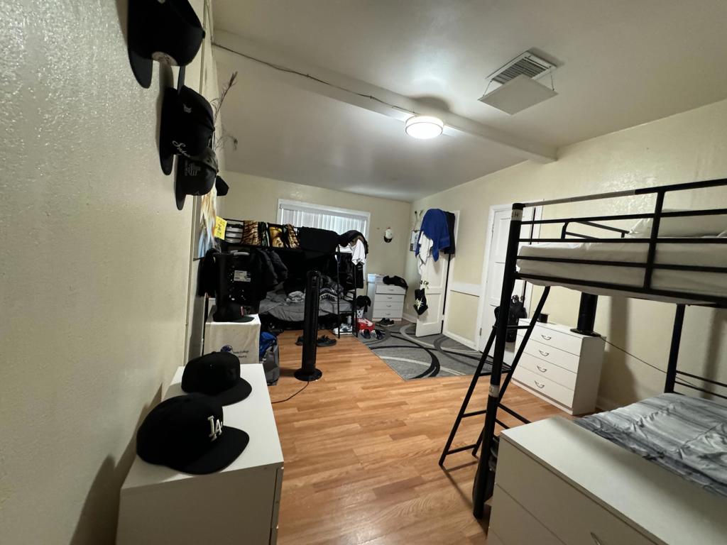 165 S Spring Street Property Photo 32
