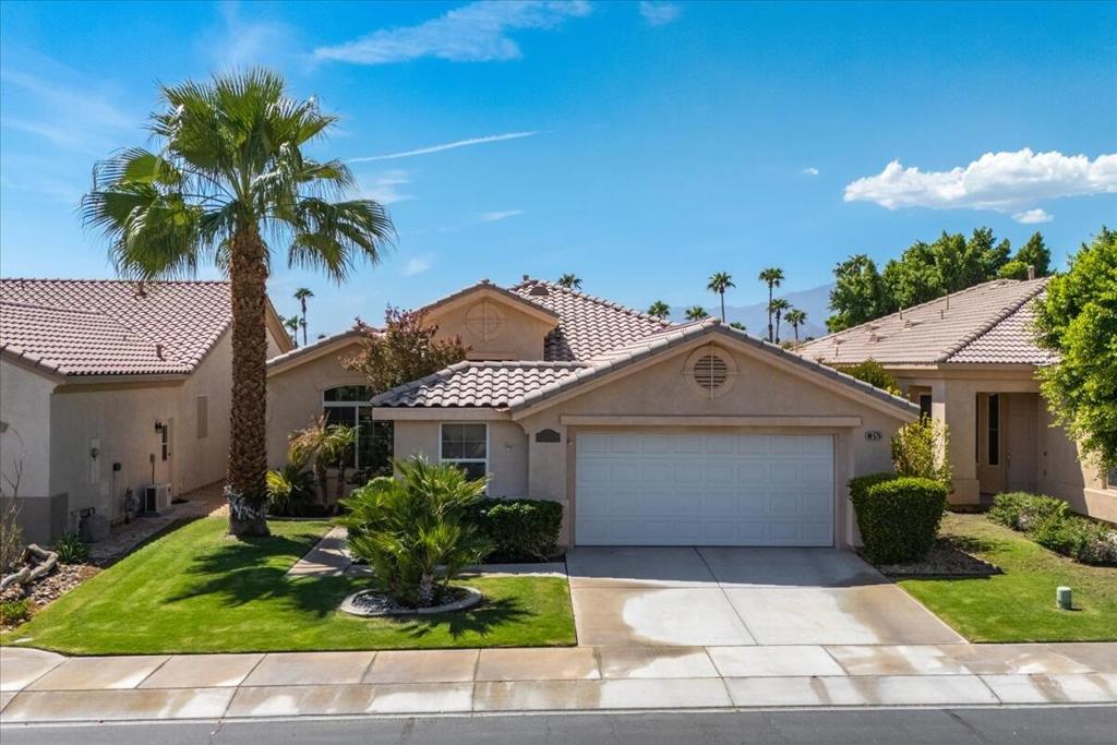 80575 Hoylake Drive Property Photo 1