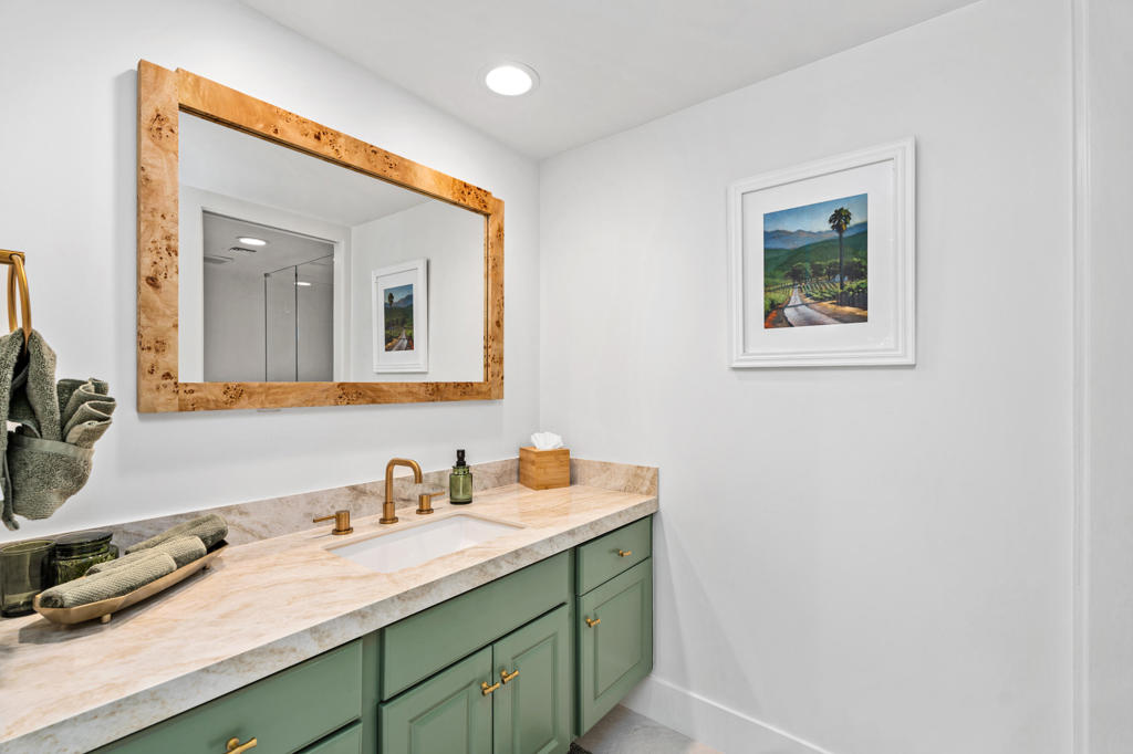 48885 Mariposa Drive Property Photo 13
